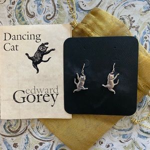 Dancing cat earrings